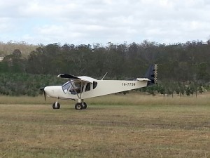 After several circuits at Angelfield Will flew his Zenith back to his own strip for the first time. Thanks Fiona for sharing your photo's