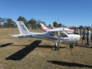 Member Tony Wright and the Rotax powered Jabiru he is a partner with
